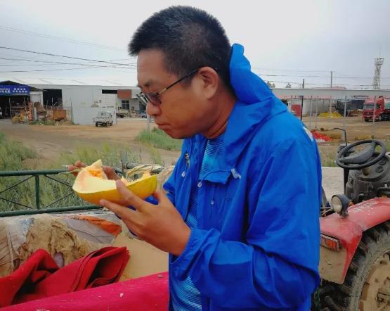 如果村子中没有了村长，该由谁来接替这一职务呢？一起来分析下