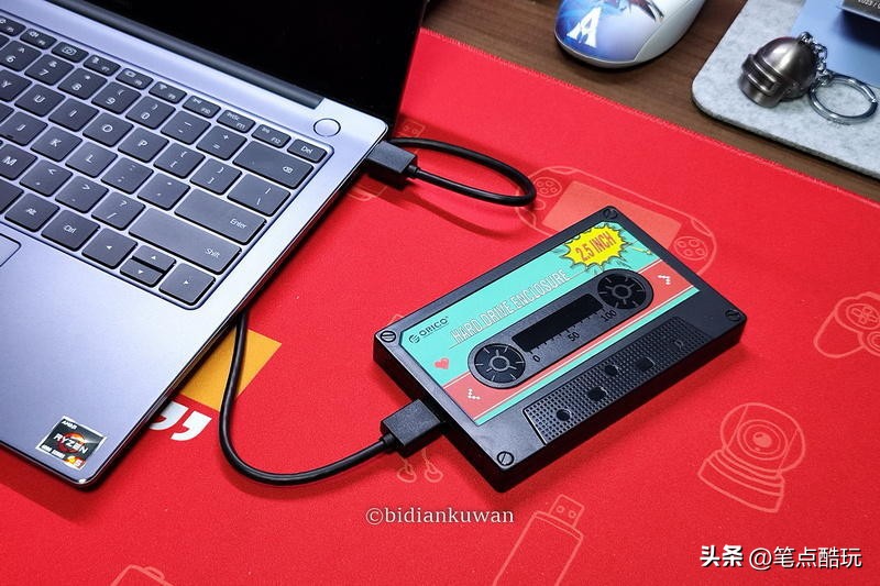 80后一定感慨万千!把硬盘变成磁带,换个形式陪你过年