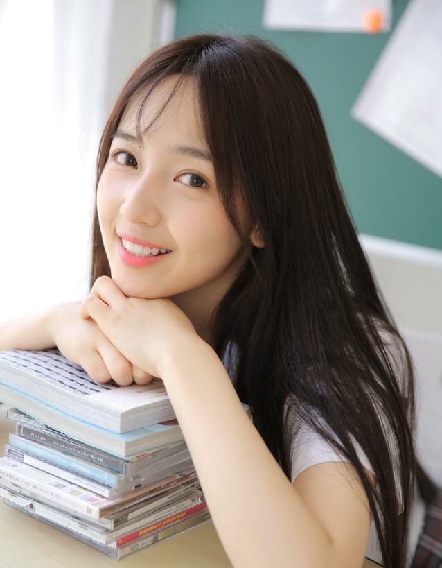 女生睡不着怎么哄她睡的故事,怎么哄女孩子睡觉啊该说些什么