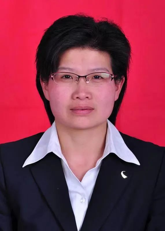 第五个“中国医师节”南阳六院多名医师和团队获表彰