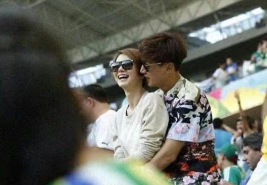 “被小三”的戚薇，背锅8年不坑声，她的聪明你想不到