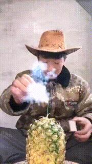 女朋友发来照片说刚运动完什么梗,女朋友发照片说刚运动完