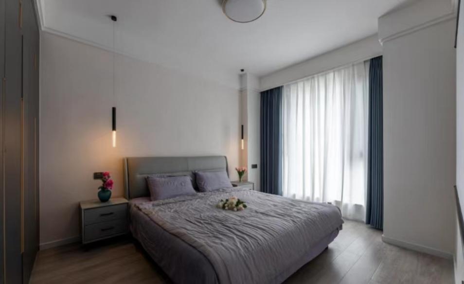 卧室窗户装修设计休闲舒适,小卧室做榻榻米舒适又省钱