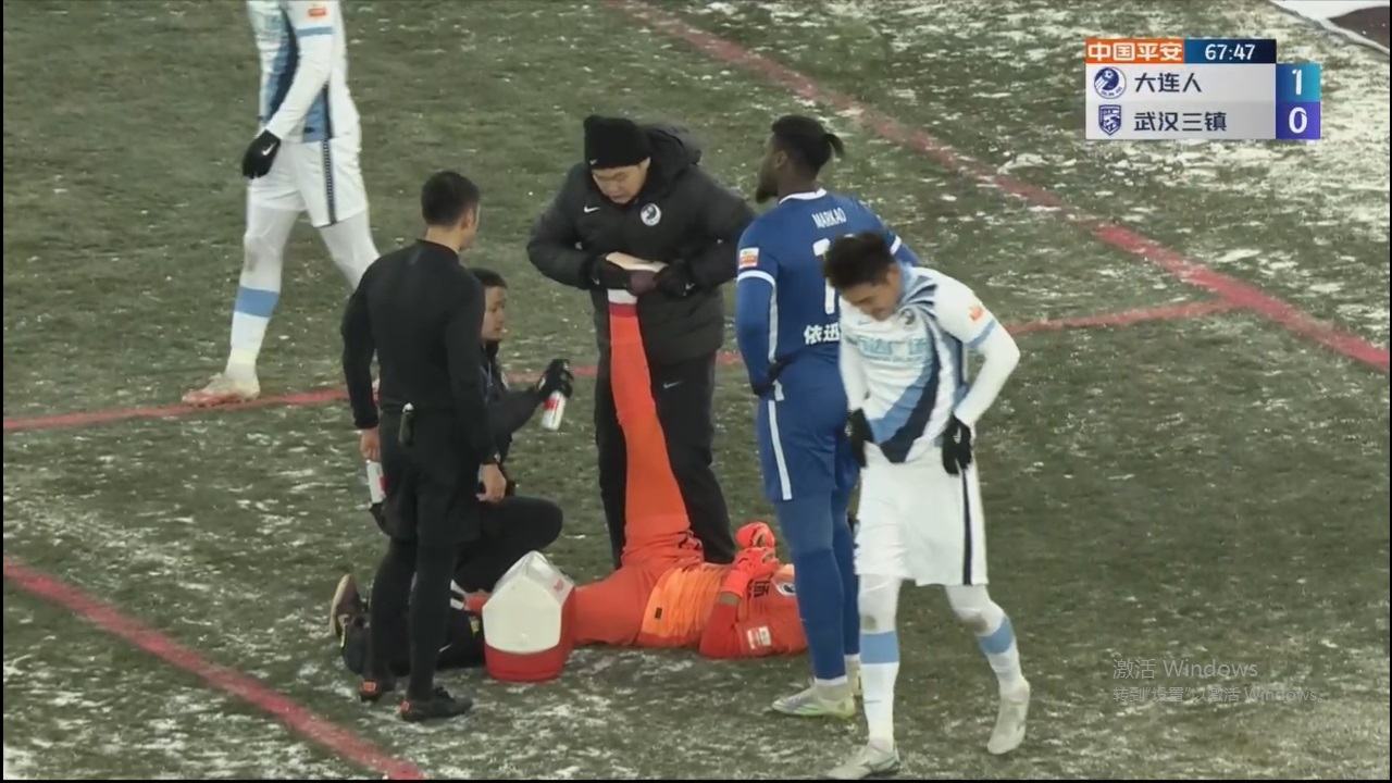 谢晖诡异镜头,谢晖角球破门