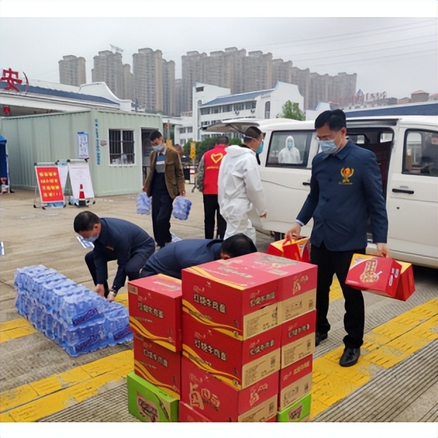 共战疫情企业在行动视频,共克时艰爱心企业助力抗疫一线