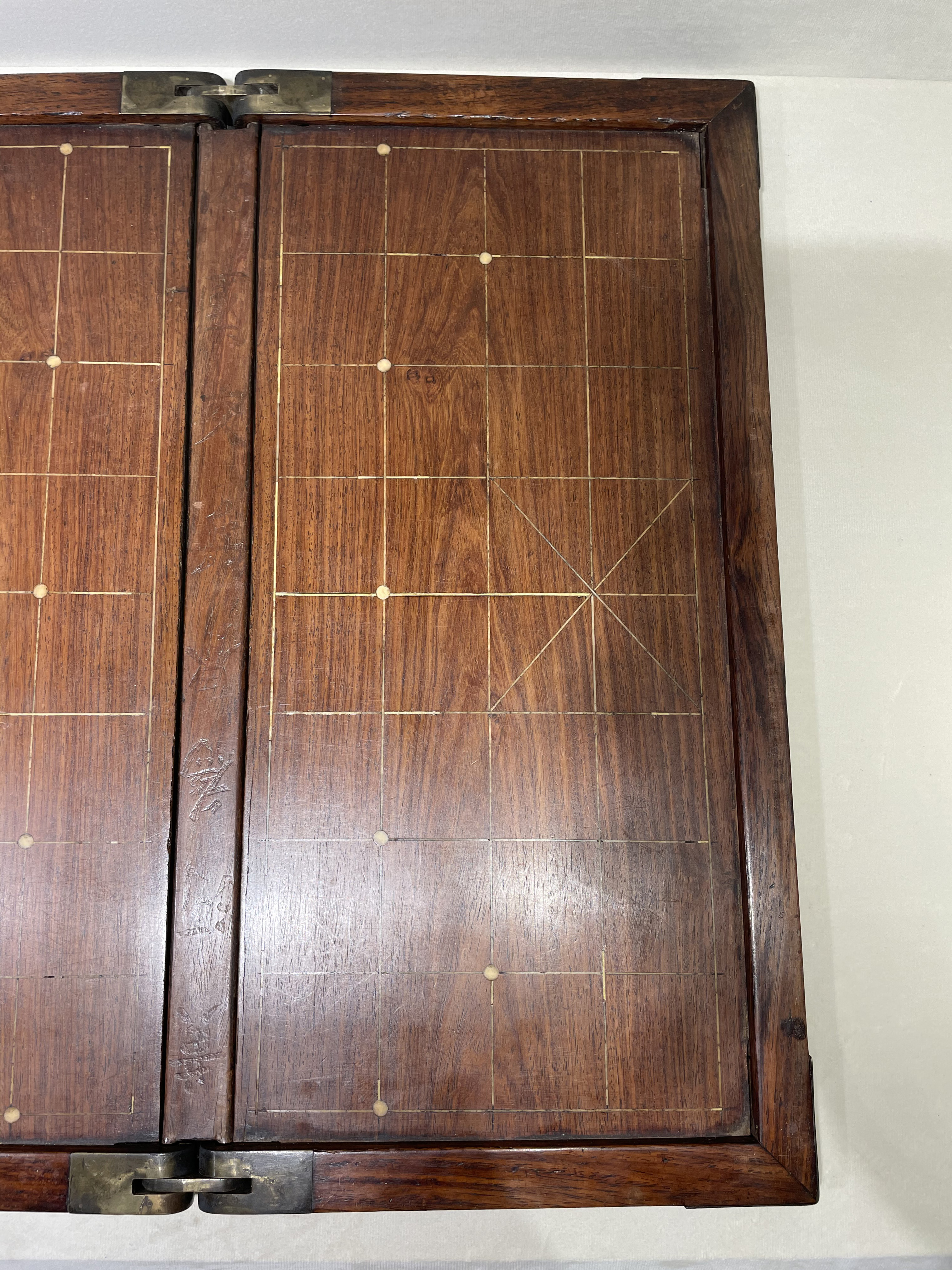 2024年黄花梨棋盘拍卖价格,黄花梨老盘子拍卖价格