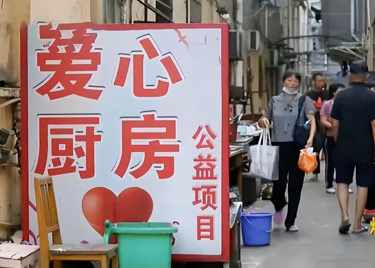 南昌夫妇开餐馆只收一元,夫妻开菜店每天亏本100块