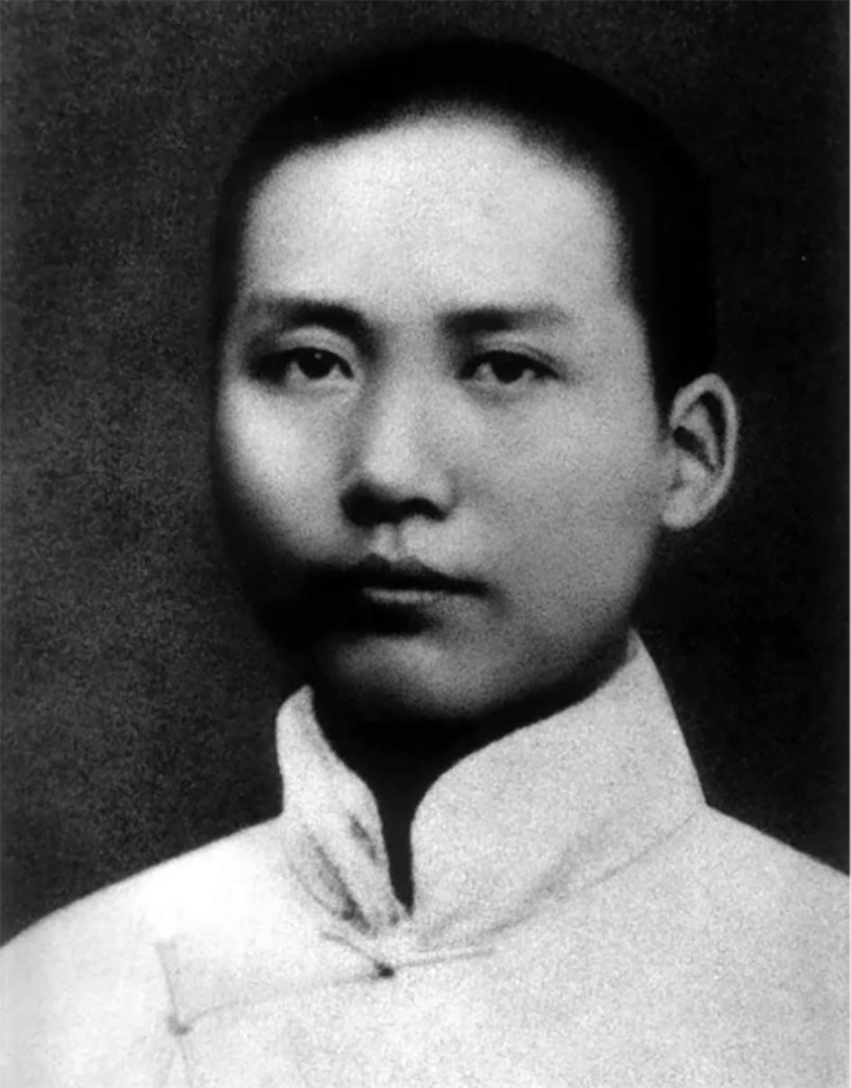 主席藏书众多，晚年为何独爱笑话书