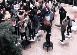 搞笑gif段子被你这个蠢货惊呆了,搞笑gif段子实在是猝不及防啊