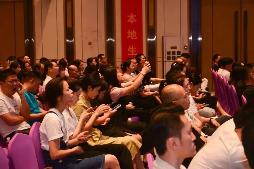 中山华艺广场灯饰节时间,华艺广场灯博会