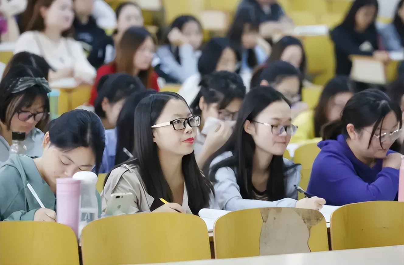 四川师范大学与韩国交流事件,四川师范大学韩国教授央视点评
