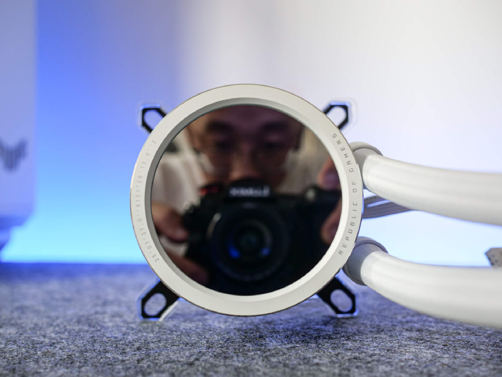 华硕gt502机箱教学,华硕tuf502弹药库机箱装机视频