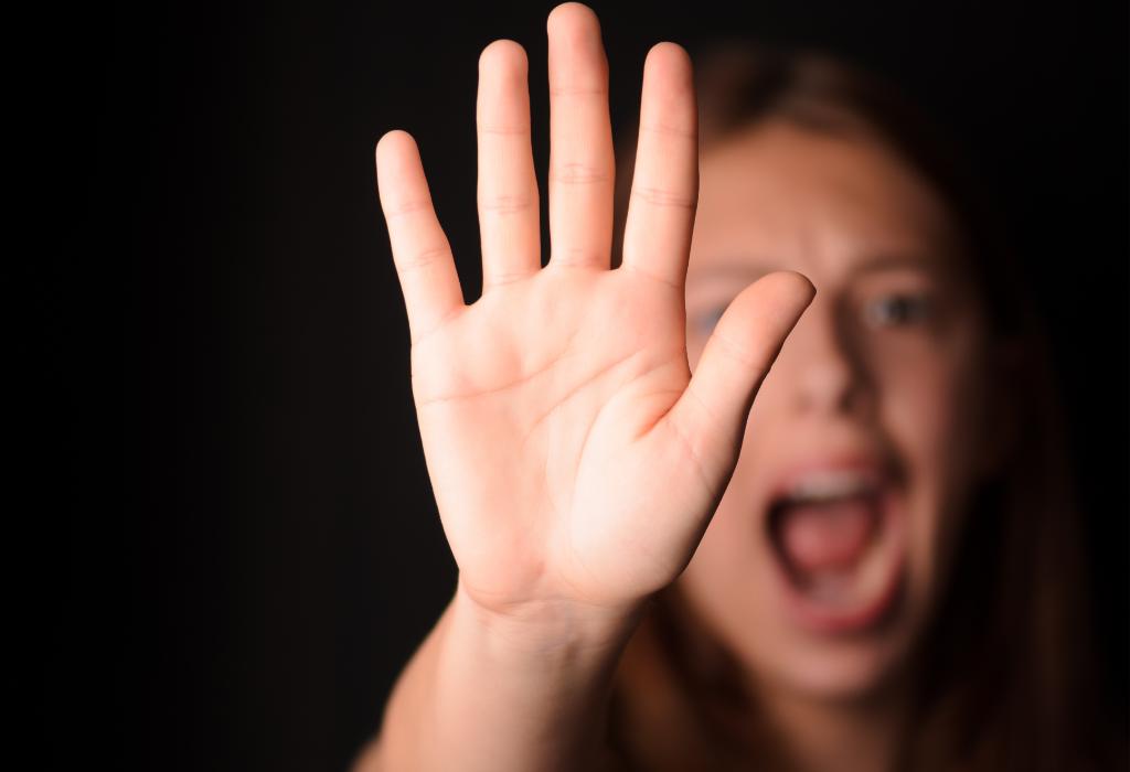 吃了见手青菌后能不能吃冰棍,吃了见手青刺身会怎么样