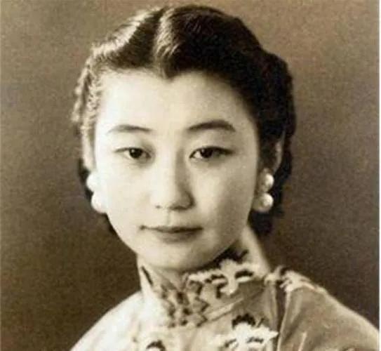 清华教授周培源定情一张照片，每天必说“我爱你”61年只爱一个人