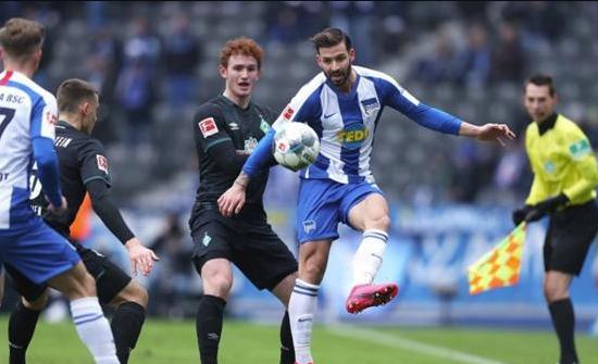 足球比赛西甲直播时间表,法甲德甲西甲榜首之争进入白热化