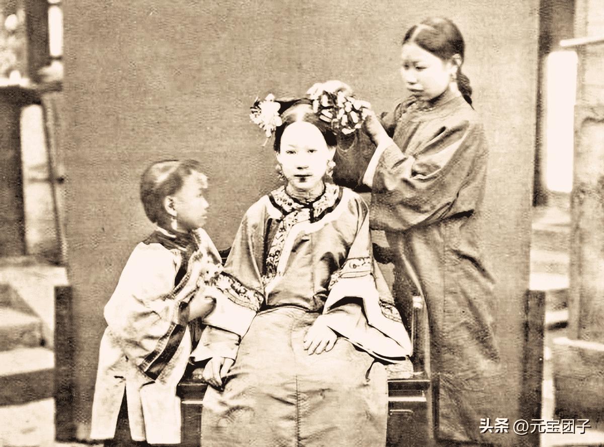 晚清女子真实老照片,晚清老照片还原穷人美艳贵妇