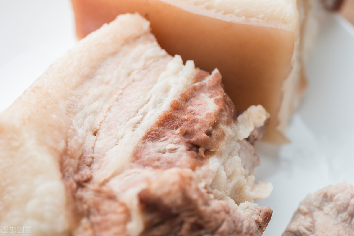 如何炖排骨肉最容易软烂,煮猪肉排骨时记住三不放