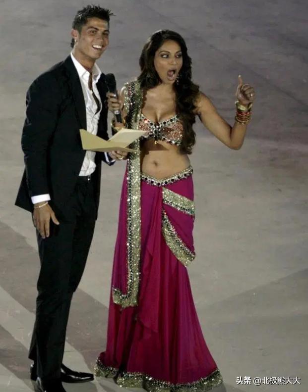 “情场浪子”C罗的风流人生：15个神级女友无缝衔接，只玩不负责