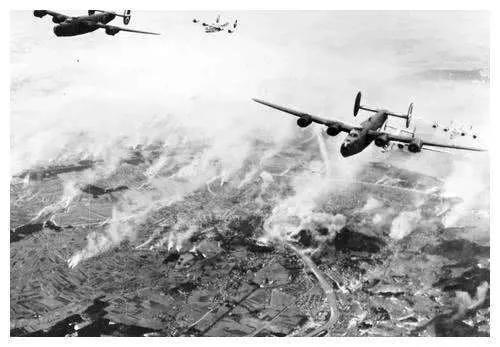 1964年中国核爆成功，中央决定压下报道，周恩来：避免国际笑话