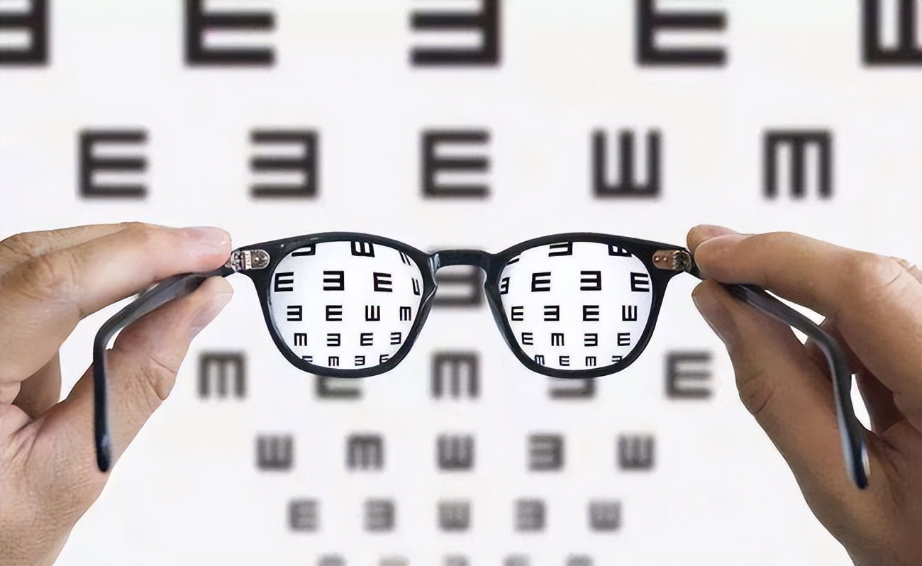 网上配镜不踩雷，眼科医生教你如何获得准确的验光数据？这篇必看