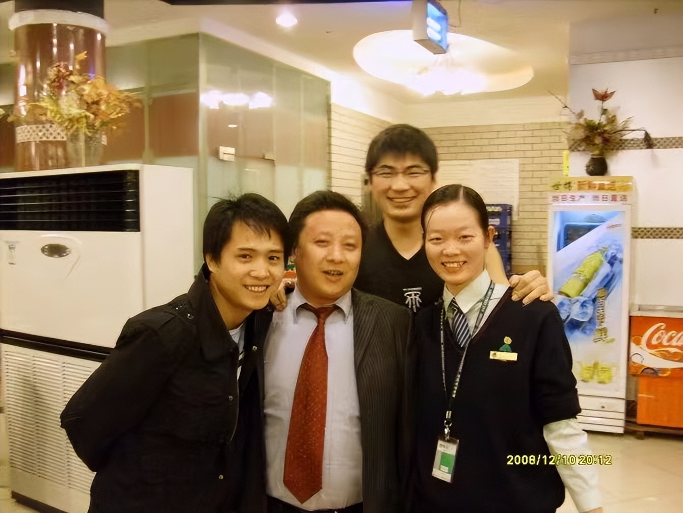 13岁开始创业现月入两万,女大学生创业月入5万元