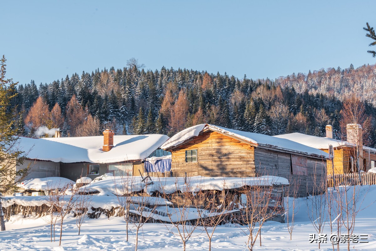 两个女儿卖鞋和伞的故事,卖鞋的故事完整视频