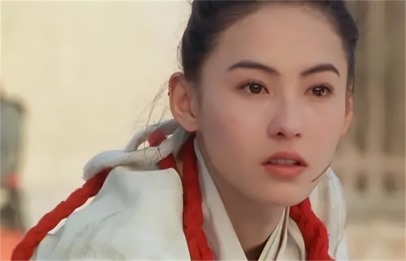 八位花钱如流水的女星,花钱如流水的四个女星