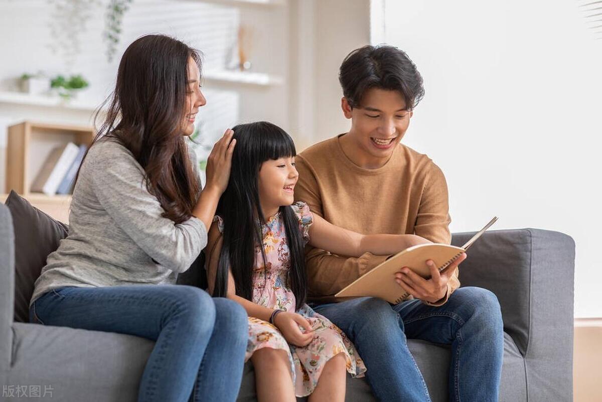 家庭日常对话怎么在家教,家庭对话最简单的方式