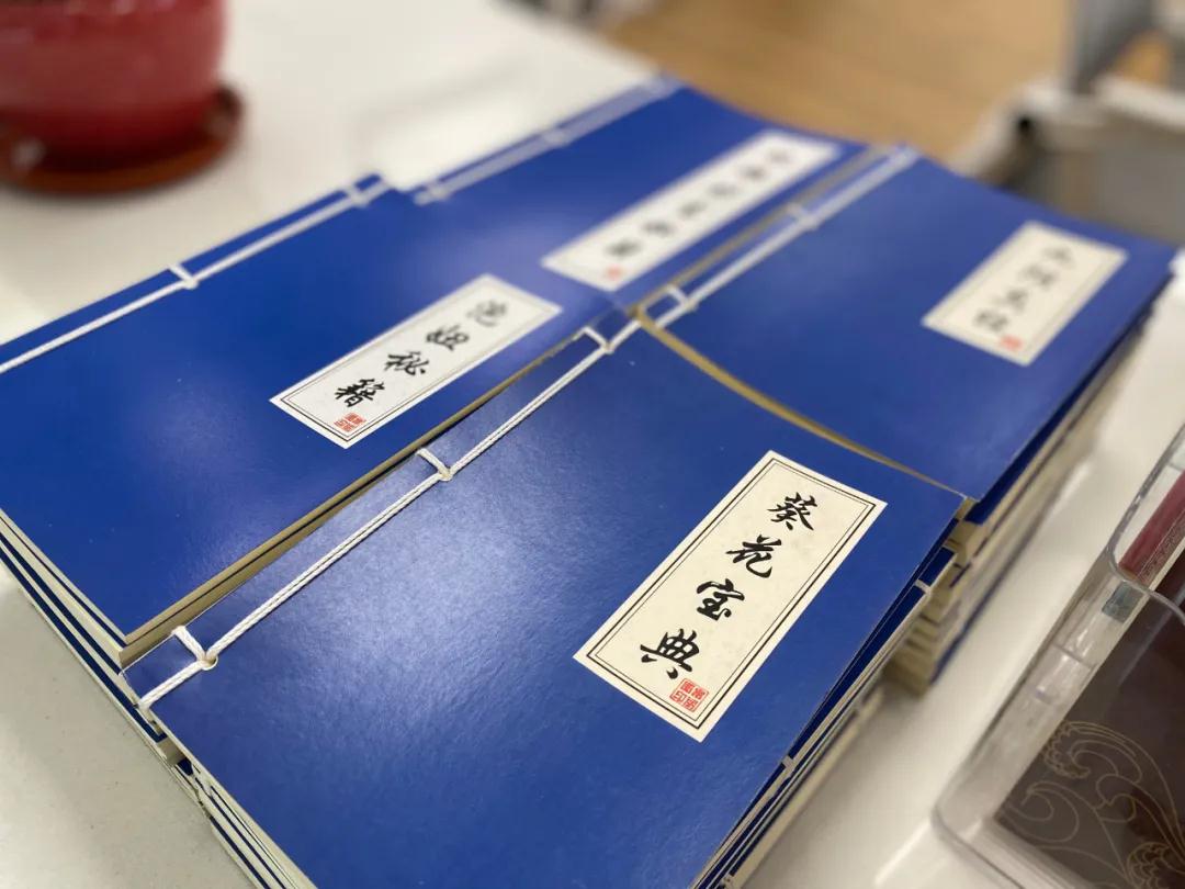 印小二图文快印店加盟,想开一个图文快印店去哪里学习