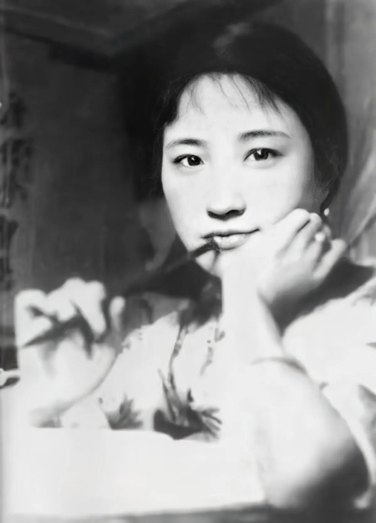 民国四大才子之一徐志摩，文采斐然逸事很多，其书法水平怎么样呢