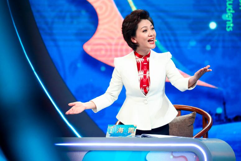国脸女主持人海霞,央视美女主播海霞图片