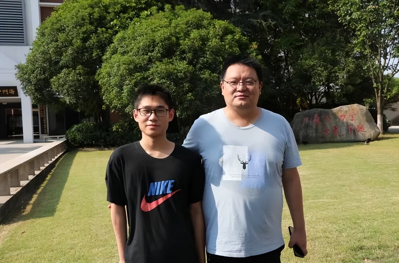 出生时遭遇“意外”，江苏折翼男孩以646高分，成功考上*京大南**学！