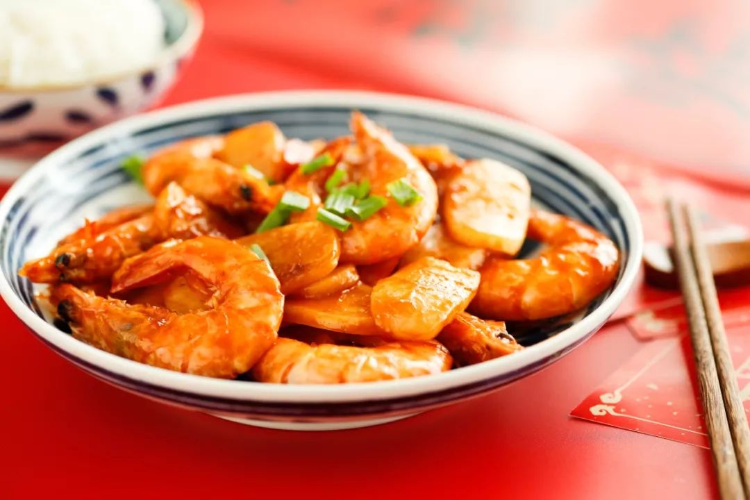 大虾要怎么处理才不会干,大虾怎么处理干净炸好吃