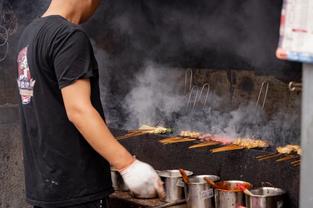 夏天烧烤必去的地方,消夏避暑老字号美食
