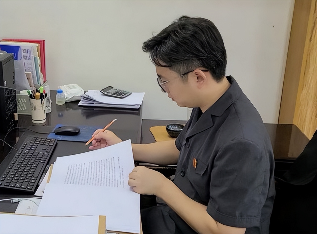 公务员男朋友职业排名,公务员择偶职业排名