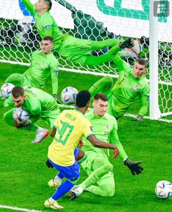 中国国足战胜克罗地亚,国足5比4点球大战击败巴西