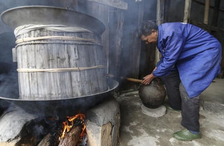购买酿酒设备自己酿酒靠谱吗,酿酒设备的弊端