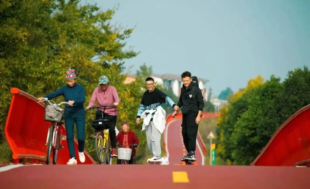 邛崃南宝山旅游攻略,邛崃旅游攻略坐车路线