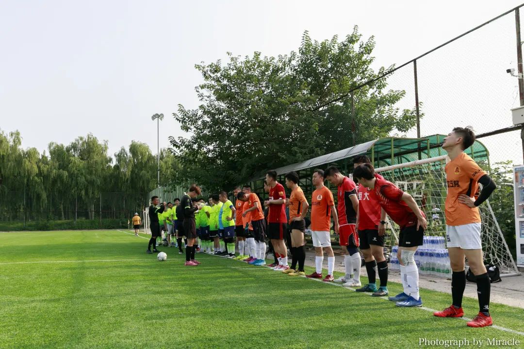 新闻|竞技绿茵,激情律政,职工足球法律行业北京赛区赛打响