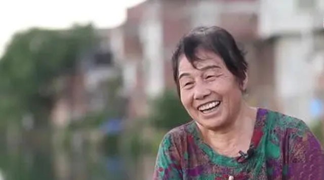 折叠人李华后续,折叠人李华四次手术完整版