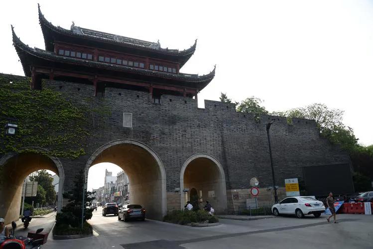 镇江如果并入南京哪个区最好,南京与镇江之间有哪些城市