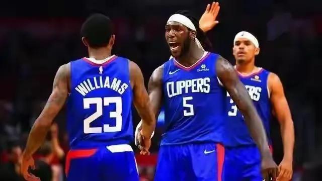 休赛期欧文哈登,休赛期欧文野球局