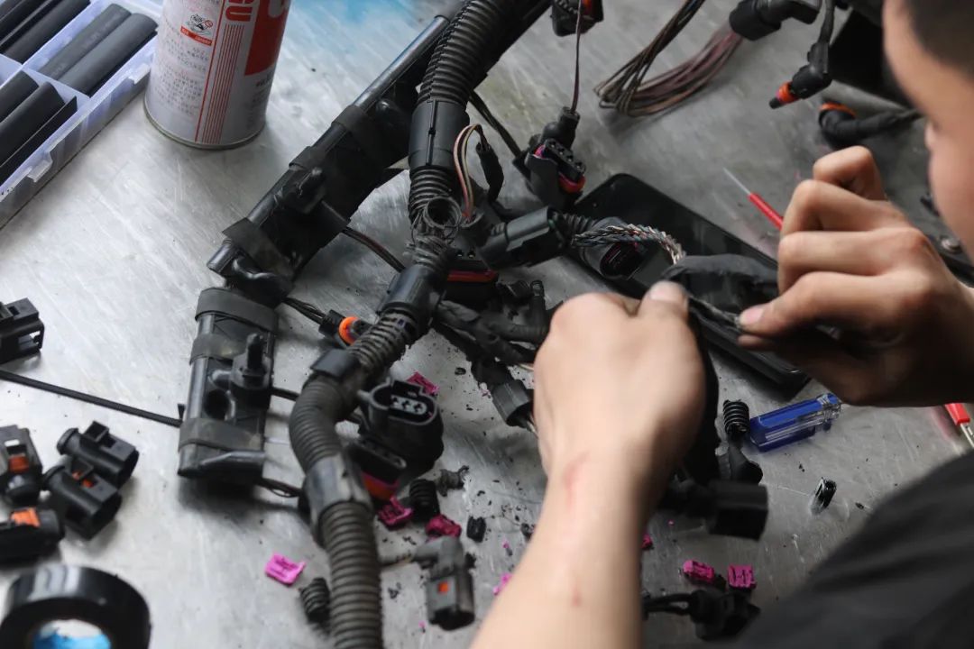 大众100万左右的车辉腾,重庆二手辉腾全面翻新修复