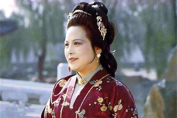 林黛玉进贾府的真实效果,林黛玉进贾府有何发现