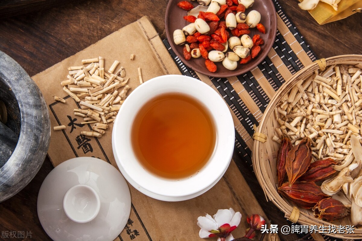 脾胃不和肚胀的食疗偏方,肚子气多脾胃虚弱怎样调理