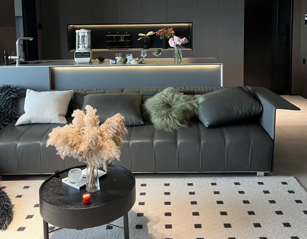 美女晒自家的豪宅装修,安徽女生的房间装修