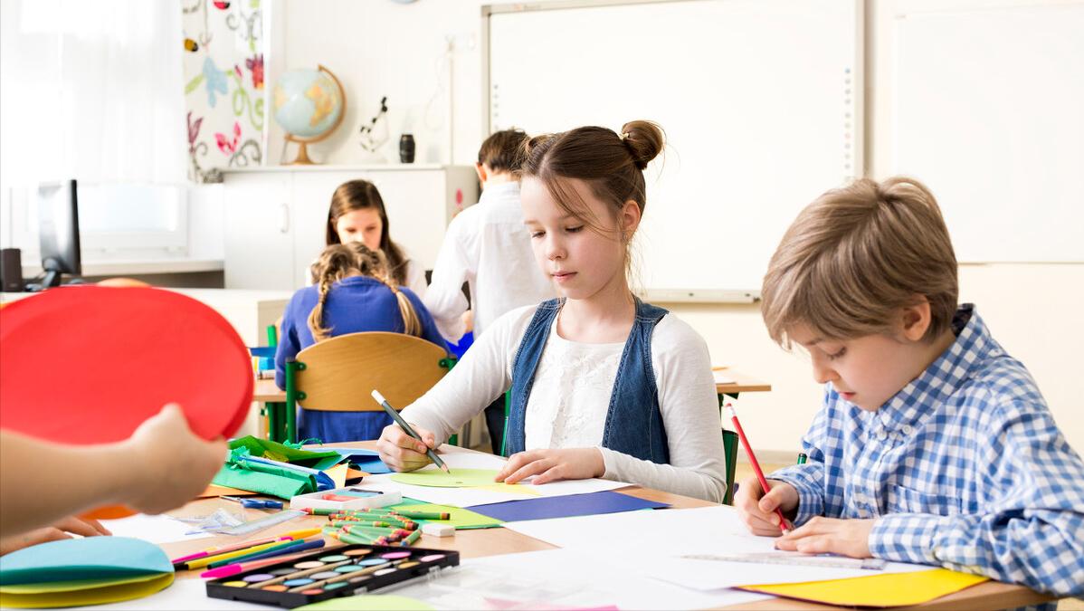 艺术生非常好考大学，将来就业怎么样？