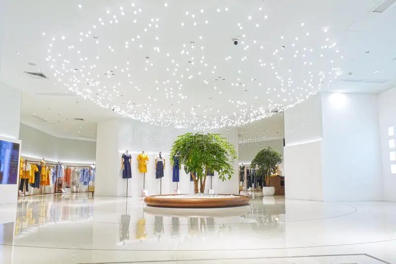 服装店门头设计吸引进店率,怎样才能吸引顾客进店消费服装店