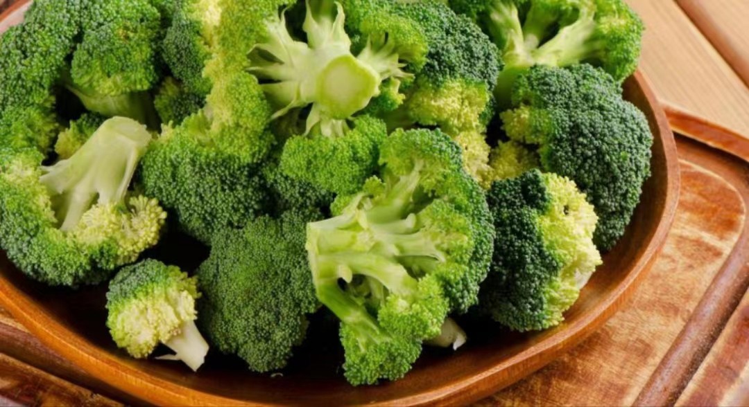 番茄丝瓜毛豆适合减肥,减脂期青菜和番茄怎么吃