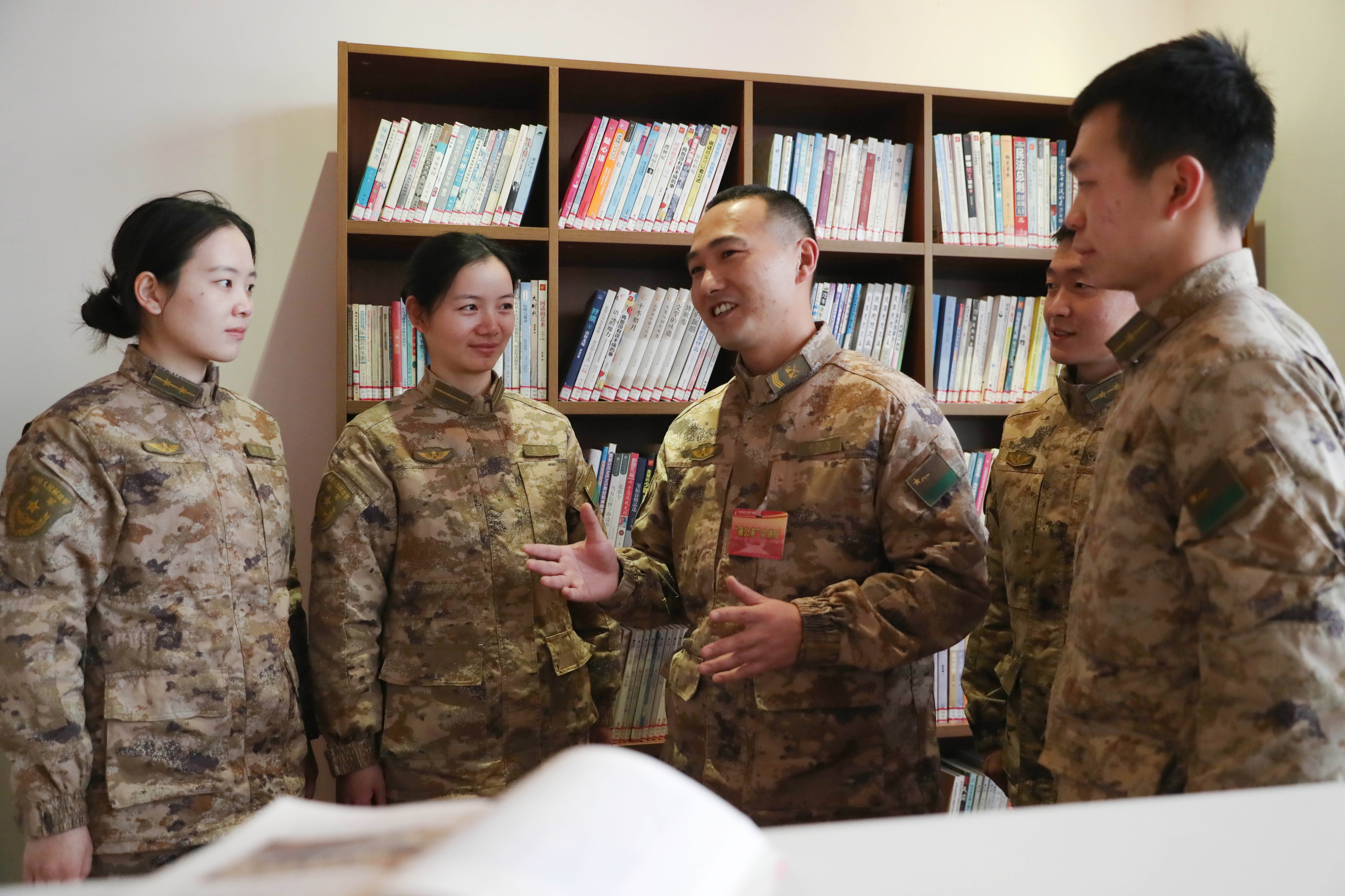 送你一束蒲公英朗诵的配乐,送你一束蒲公英朗诵词